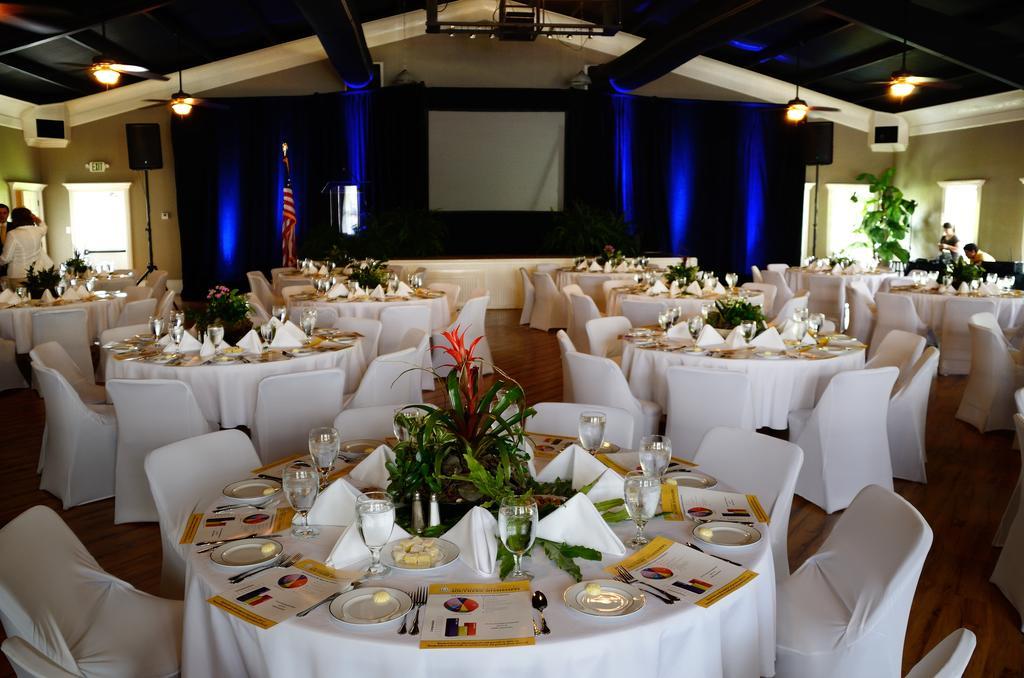 Grand Magnolia Ballroom & Suites Паскаґула Екстер'єр фото