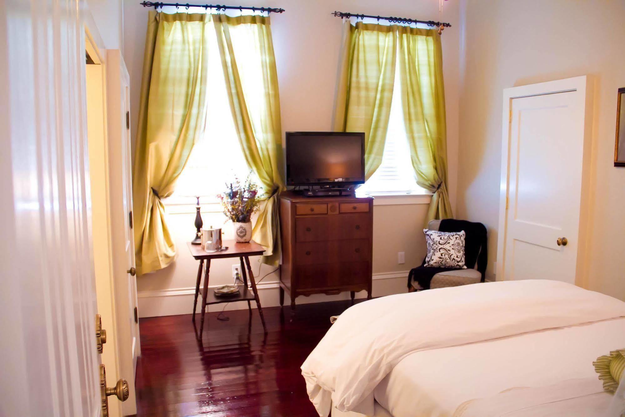 Grand Magnolia Ballroom & Suites Паскаґула Екстер'єр фото